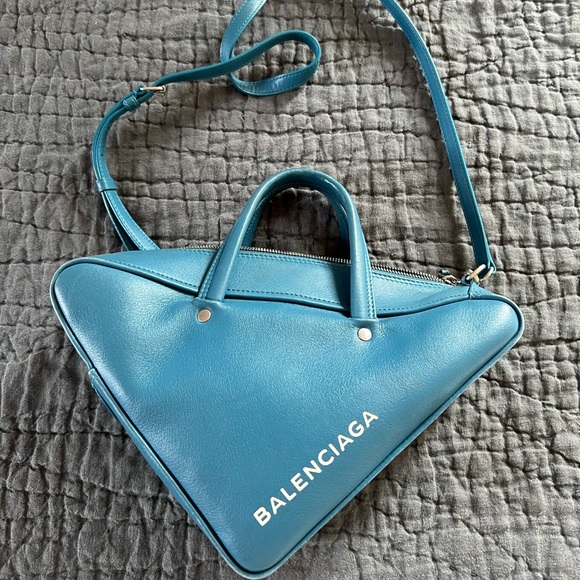 Balenciaga triangle bag - Picture 2 of 7